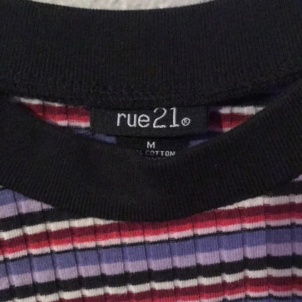 Shirt - Picture 5 of 6